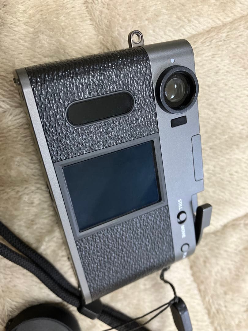 Fujifilm xhalf チャコールグレー