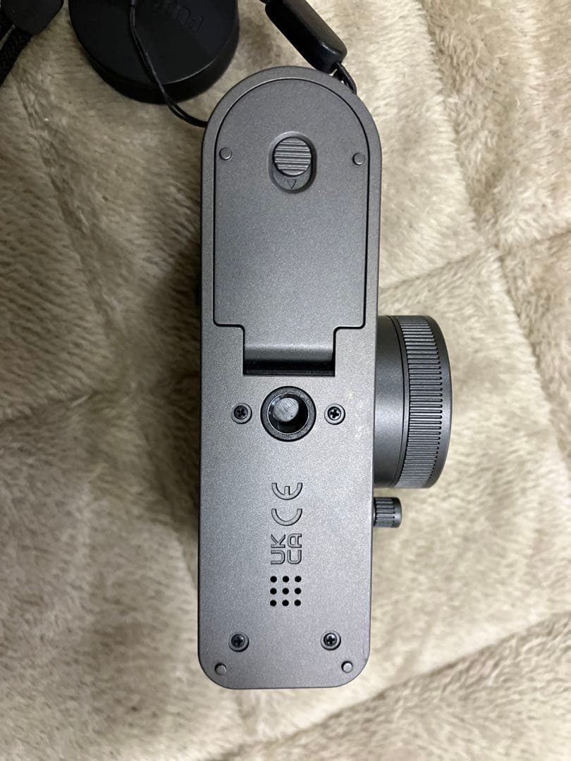 Fujifilm xhalf チャコールグレー