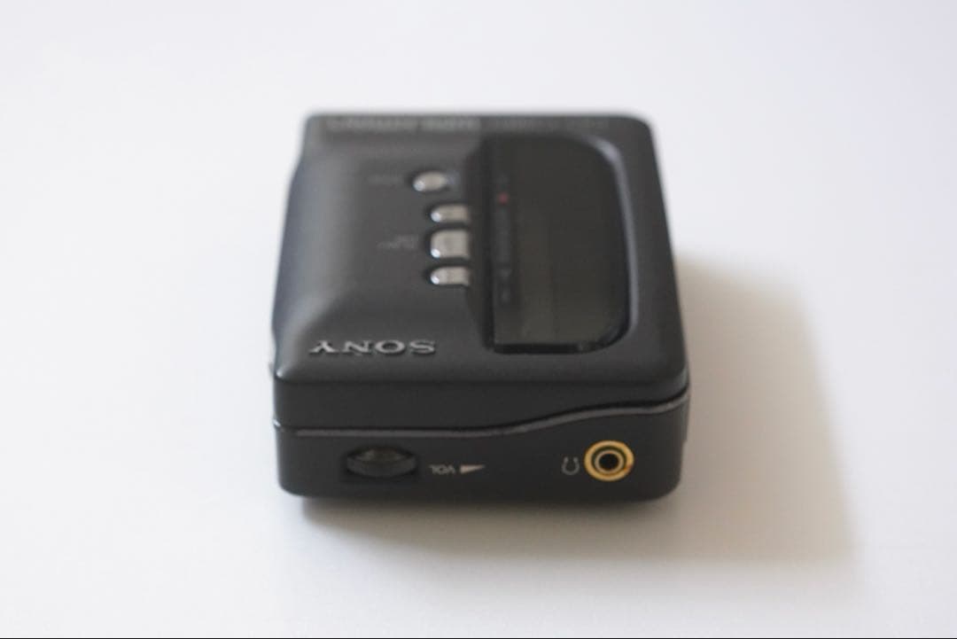 W*R様 SONY WALKMAN WM-DD9 ジャンク品　ウォークマン