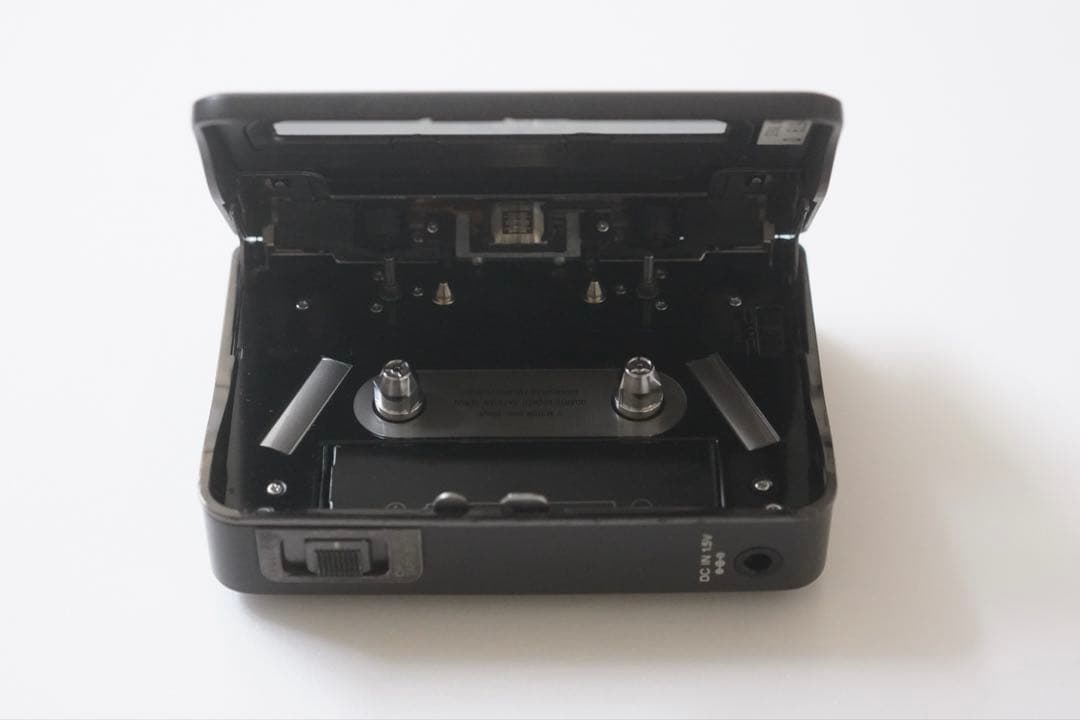 W*R様 SONY WALKMAN WM-DD9 ジャンク品　ウォークマン