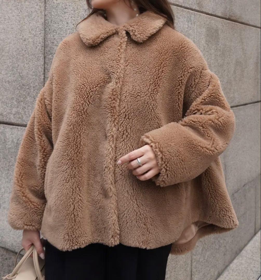 フジコ様【hyeon】ted cape / camel 【タグ付き新品未使用】