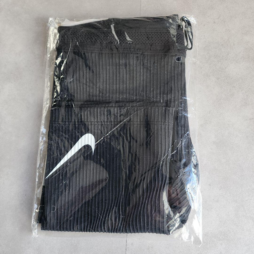 【新品未使用】ナイキ　エアロスイフト　ハーフタイツ　Sサイズ