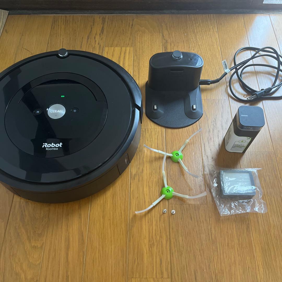 【妻の春整理さん専用】iRobot Roomba e5 本体と付属品 ルンバe5