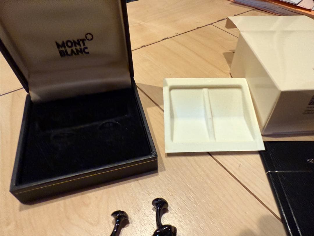 専用 お取り置き⭕️モンブラン カフス カフリンクス 箱一式付き