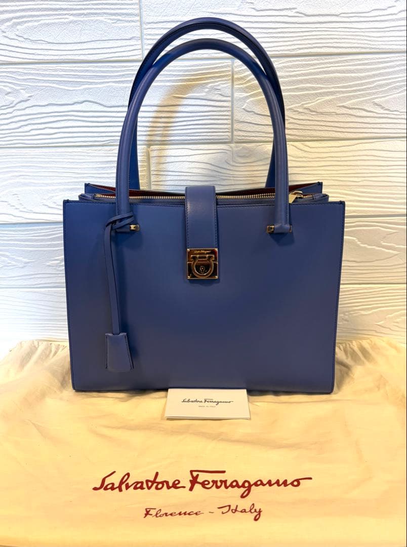 Salvatore Ferragamo ガンチーニ ジュリエット ハンドバッグ