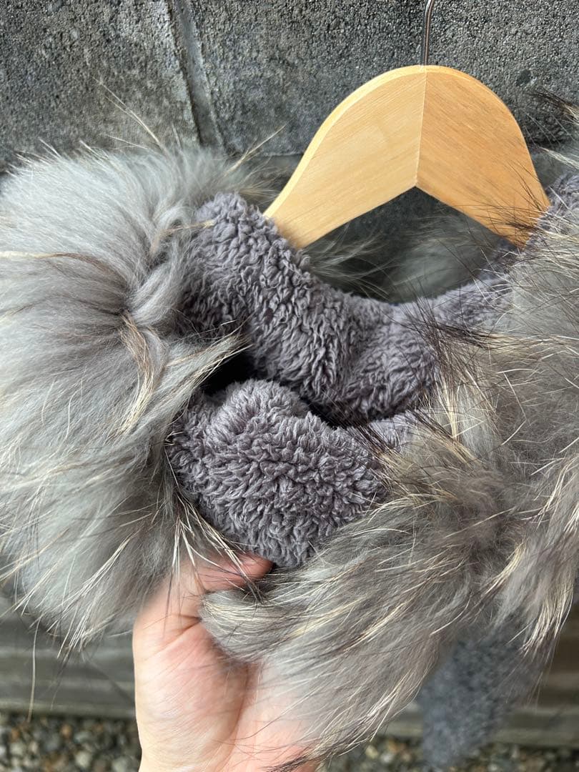 美品/BURBERRY LONDON /ニットベスト/リアルファー パーカー