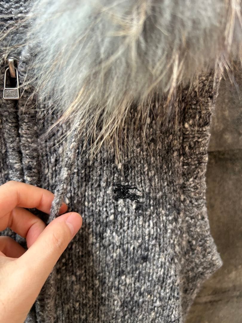 美品/BURBERRY LONDON /ニットベスト/リアルファー パーカー
