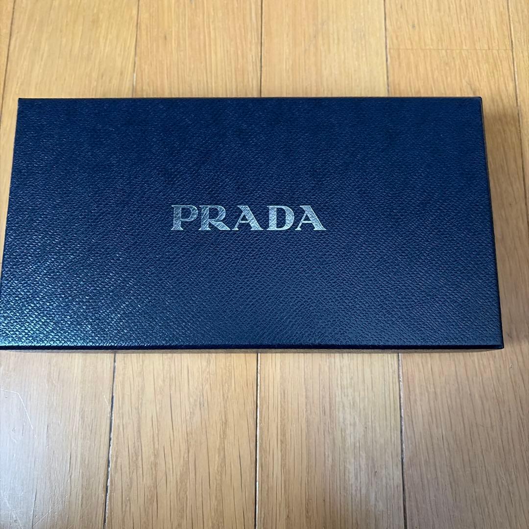 HANA　PRADA ブラック 長財布