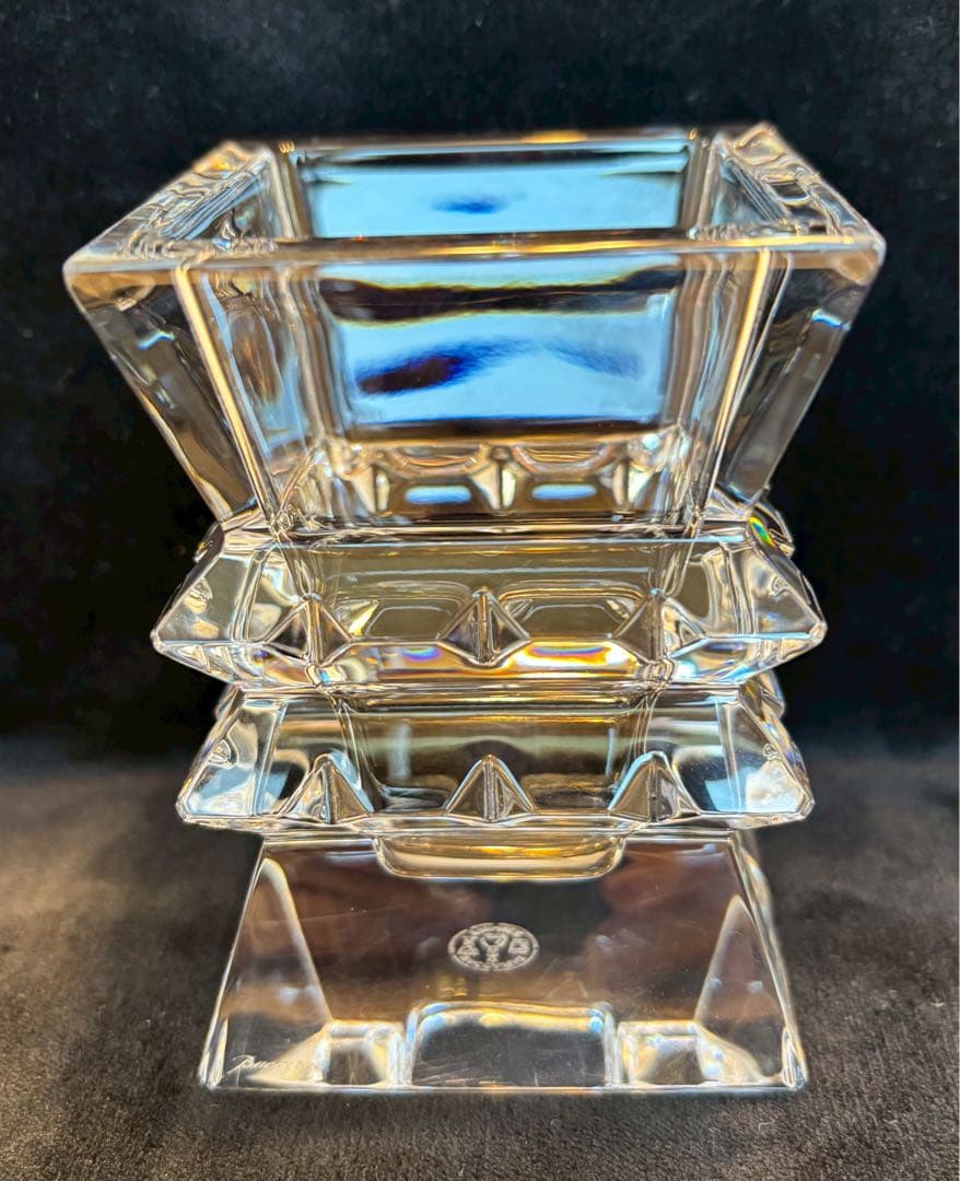 バカラ コロンビーヌ(花瓶 )