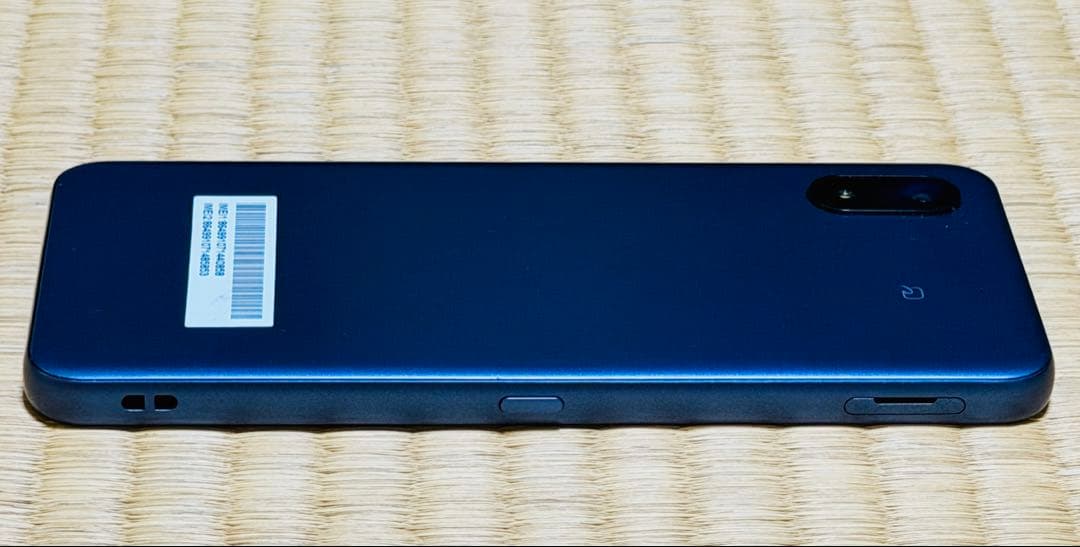 【中古未使用】 かんたんスマホ4 本体 ブルー