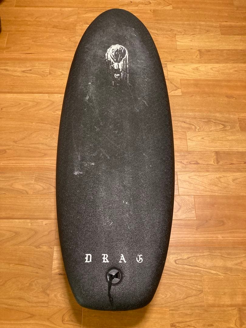 カピバラさん専用　辻堂手渡しのみ　DRAG サーフボード ホワイト/ブラック