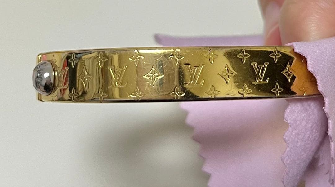 ルイヴィトン Louis Vuitton ナノグラム PM バングル ゴールド