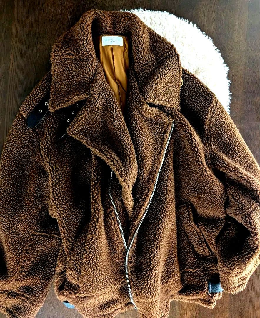 somi様【美品】UNFOLLOW コクーンボアB-3ブルゾン ユニセックス