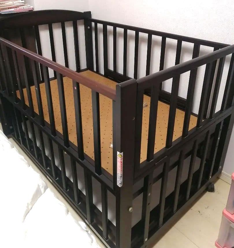 添い寝　ベビーベッド　ヤマサキ　ツーオープン　木製 ダークブラウン　引き取り可