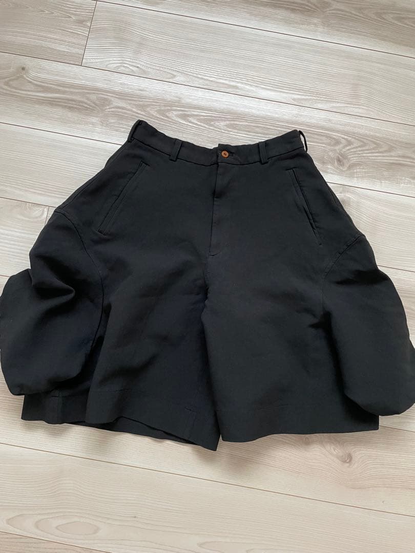 COMME des GARCONS コムデギャルソン ショーツ　ポリ縮絨　黒