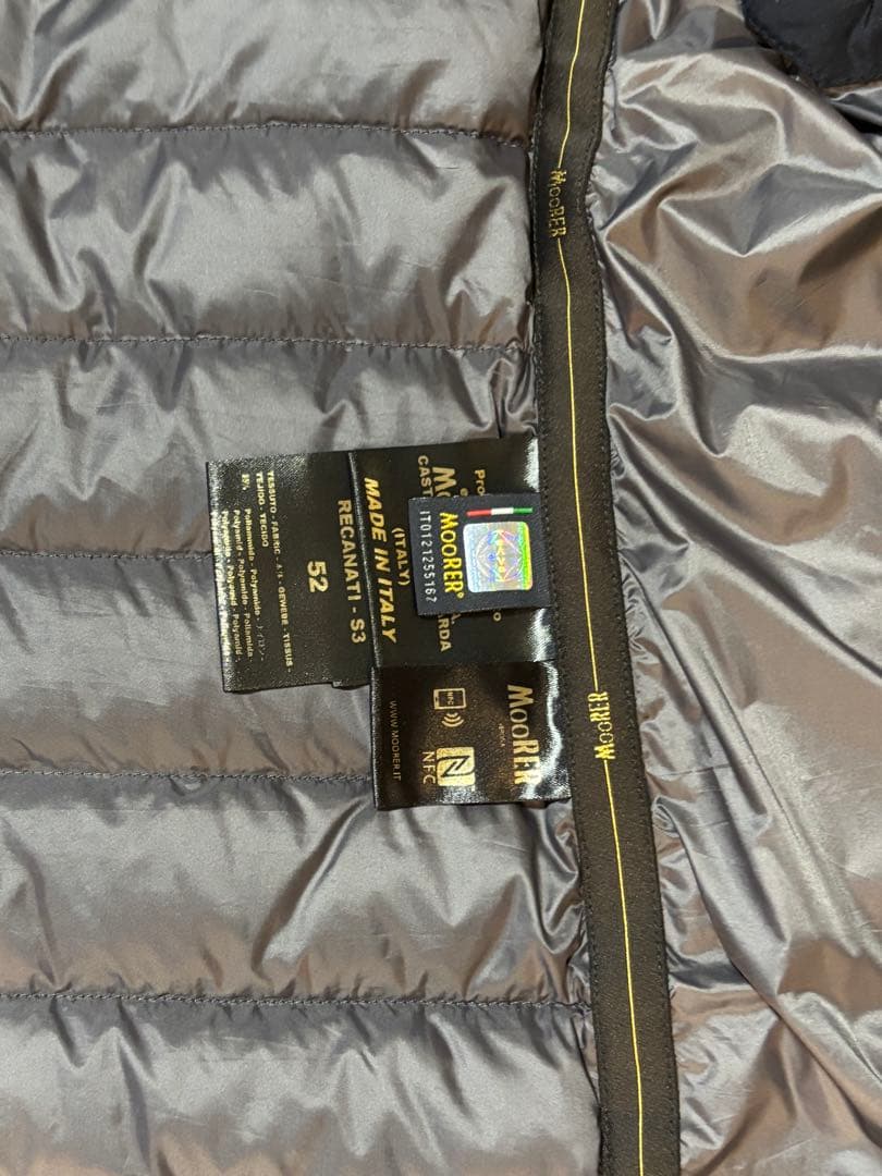 MOORER ネイビー ダウンジャケット