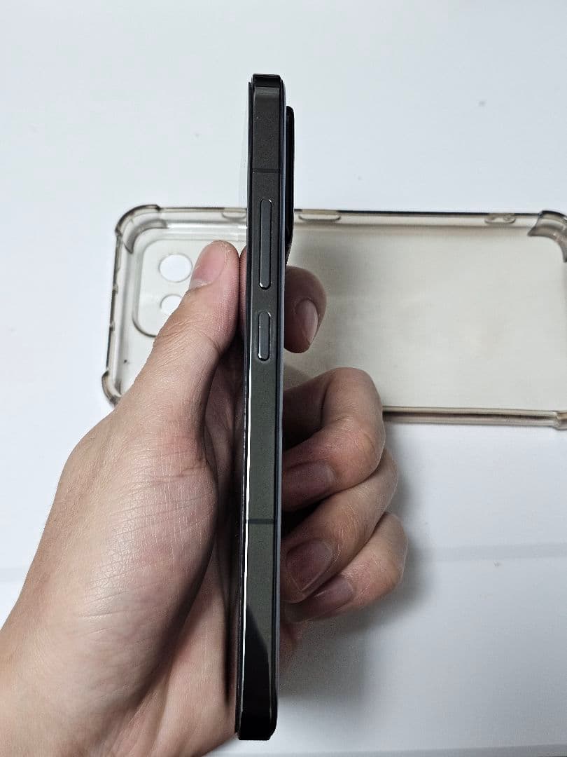 XIAOMI 13 12/256 黒