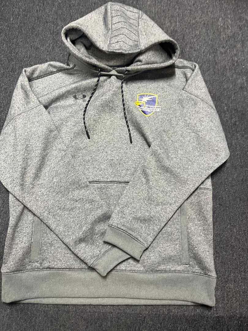 Under Armour フーディとパンツスウェットセット グレー　XLと3L