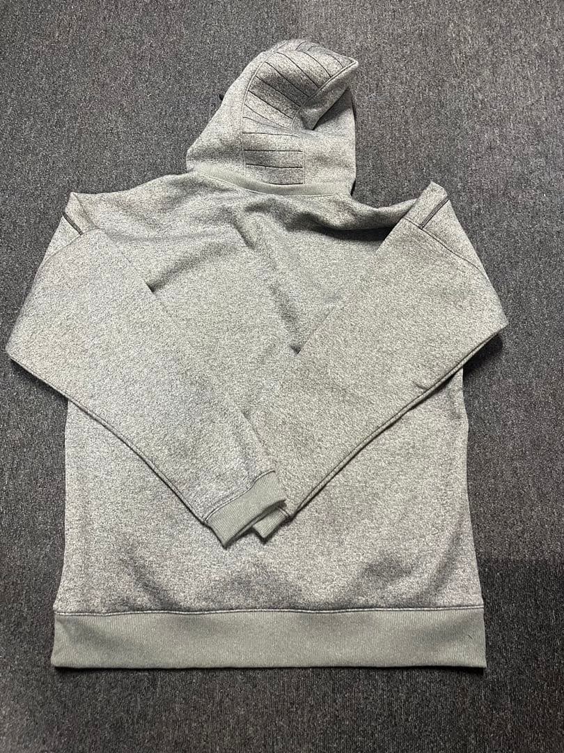 Under Armour フーディとパンツスウェットセット グレー　XLと3L