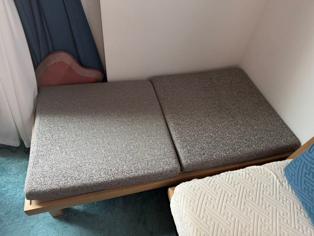 カリモク　ベンチ　折りたたみ　ソファ