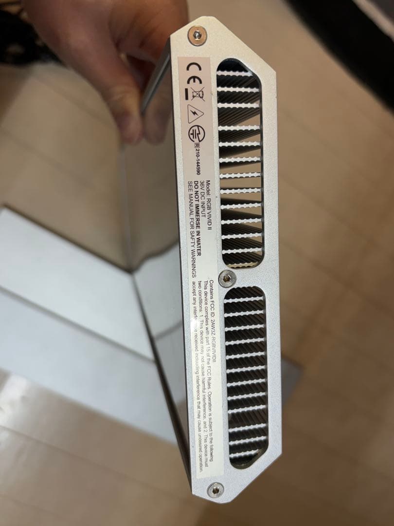 RGB VIVID2 中古 chihiros アクアリウム　ライト　中古