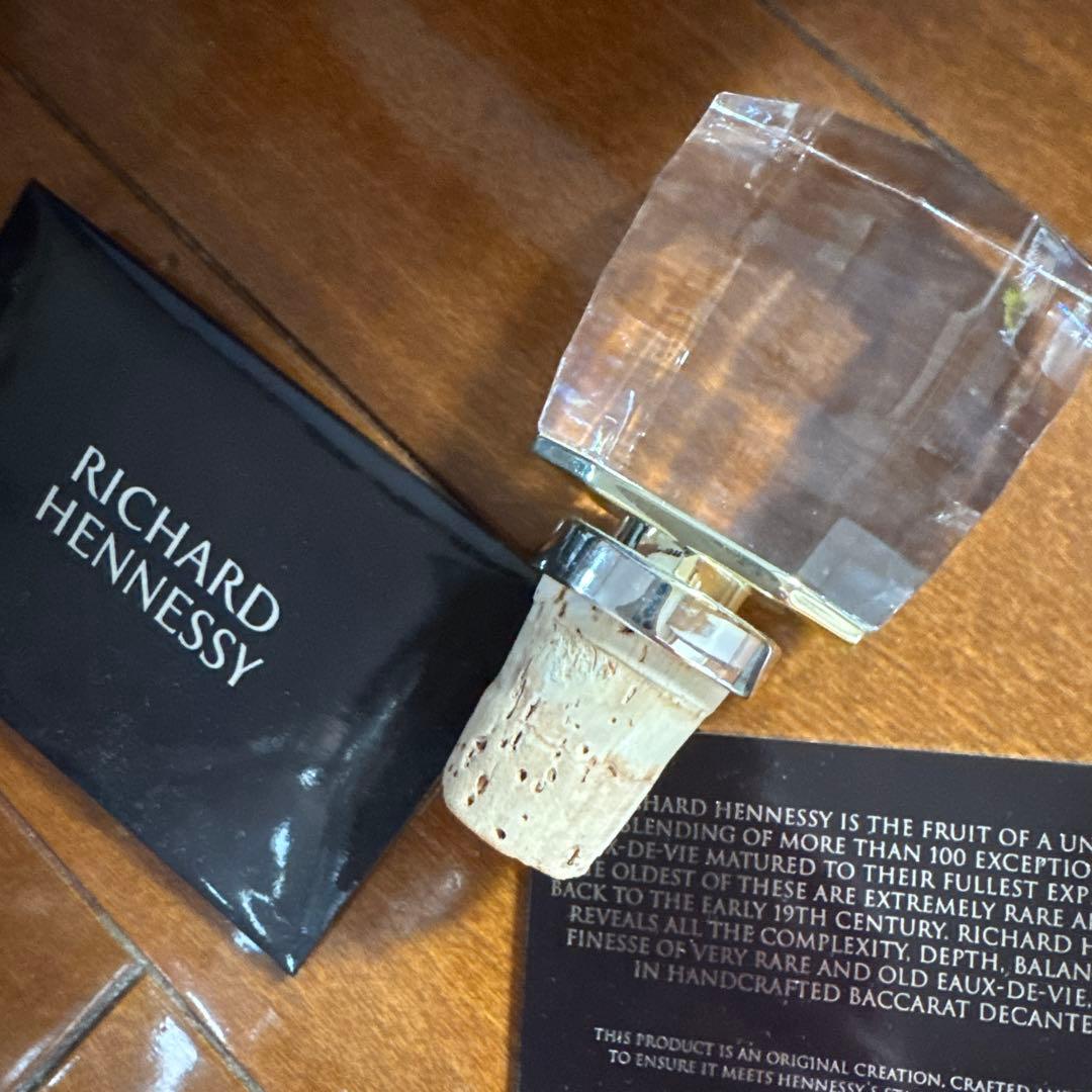 RICHARD HENNESSY【空瓶】
