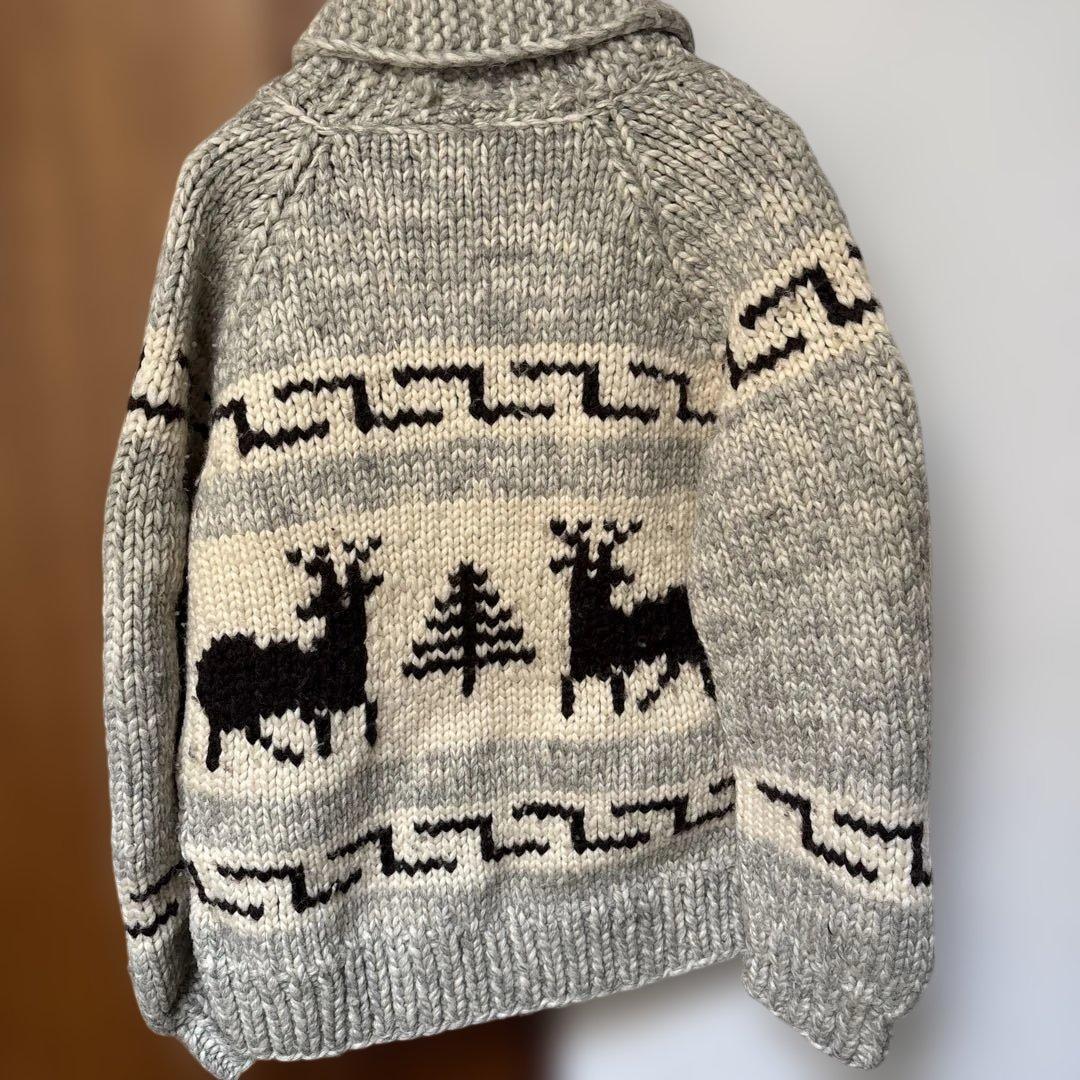 カウチンセーター