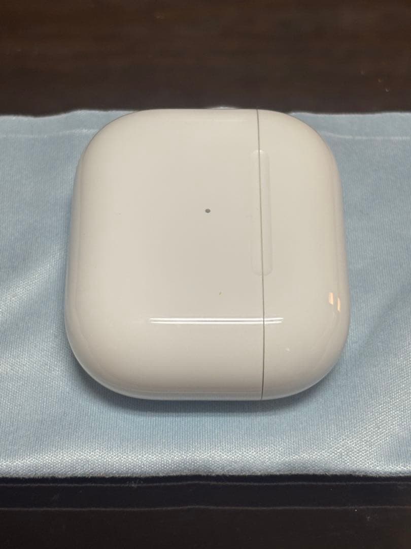 【美品】Apple AirPods3 本体 ホワイト 箱付充電ケース等付属品完備