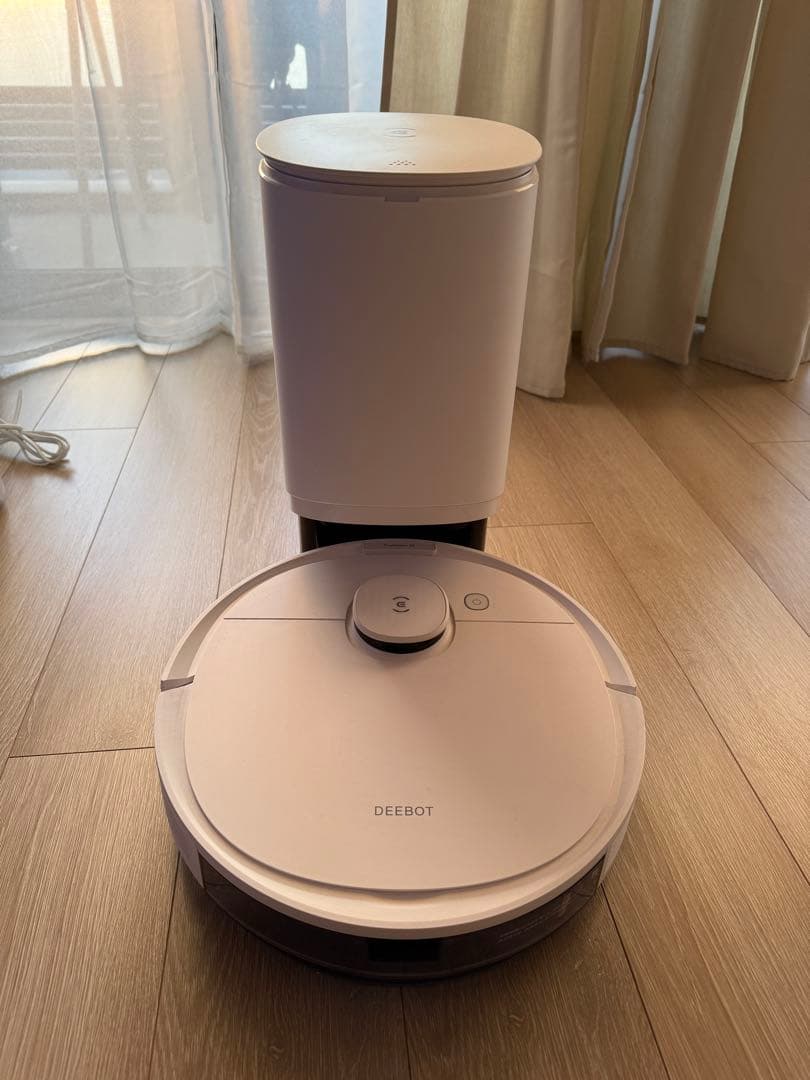 DEEBOT N8 PRO+ホワイト 本体