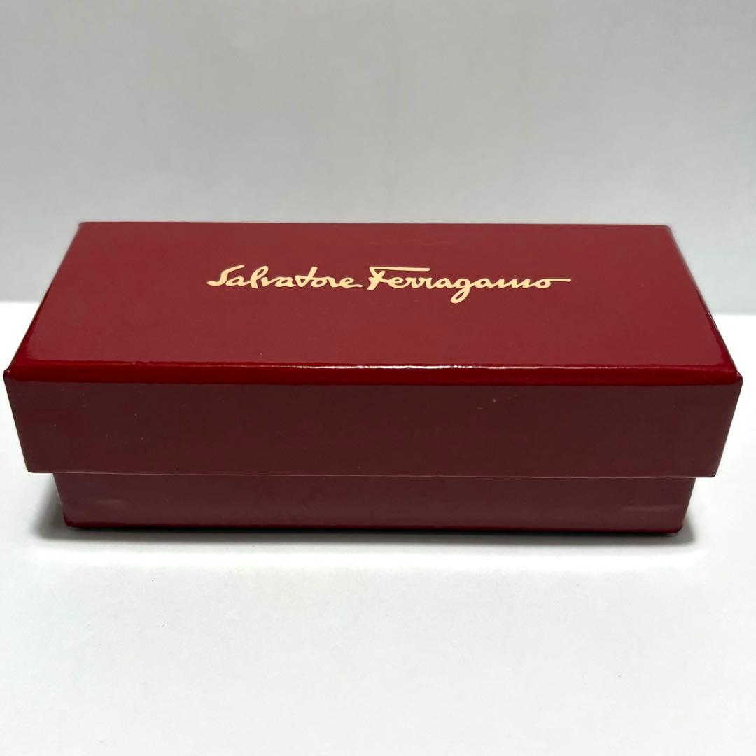 【miya】✨極美品✨Ferragamo フェラガモ バレッタ