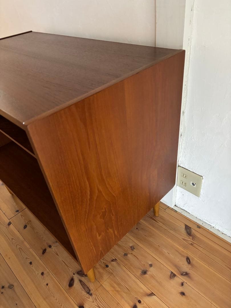 北欧ヴィンテージ　デンマーク　シェルフサイドボード