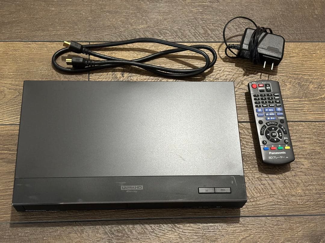 ※只今値下げ中 23年型パナソニック 4KUHDBDプレーヤー 1mHDMI付き