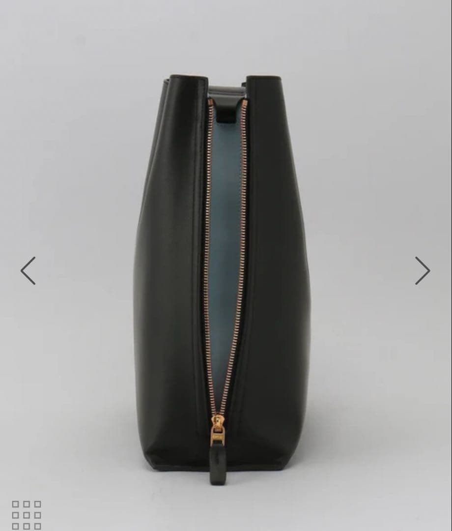 新品未使用【A4対応】【E'POR】Y BAG Shoulder Large黒