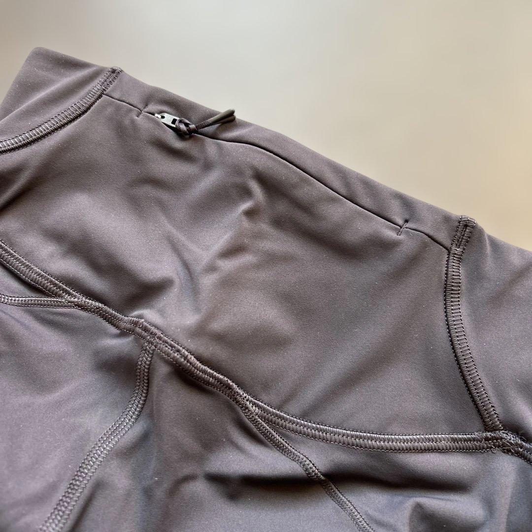 Lululemon ダークグレー レギンス ポケット付き　ヨガウエア