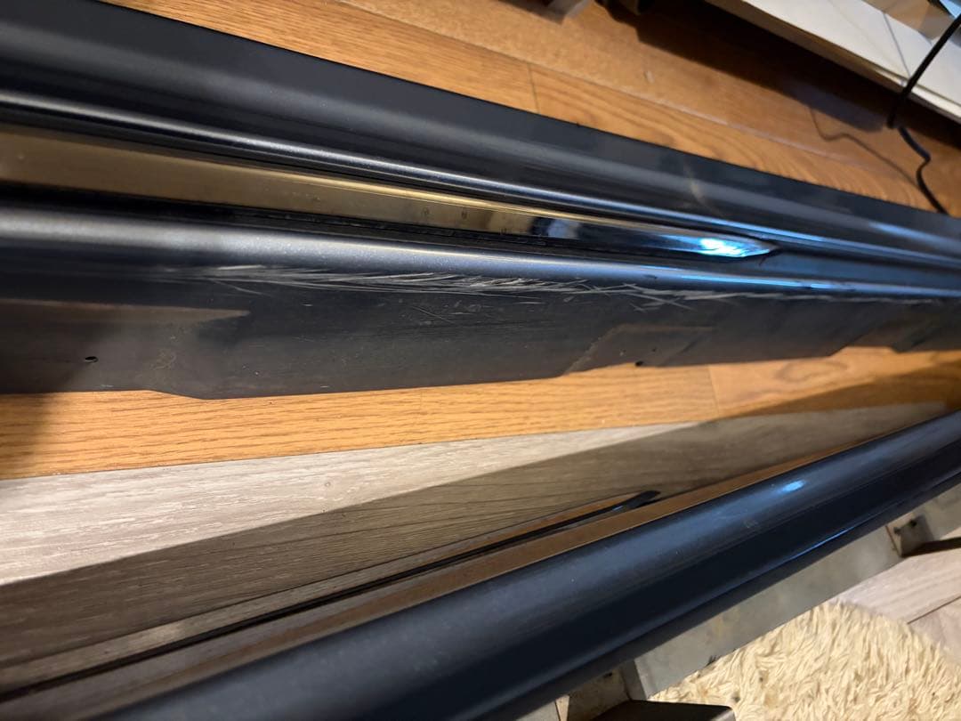 220クラウンRSモデリスタサイドスカート左のみ