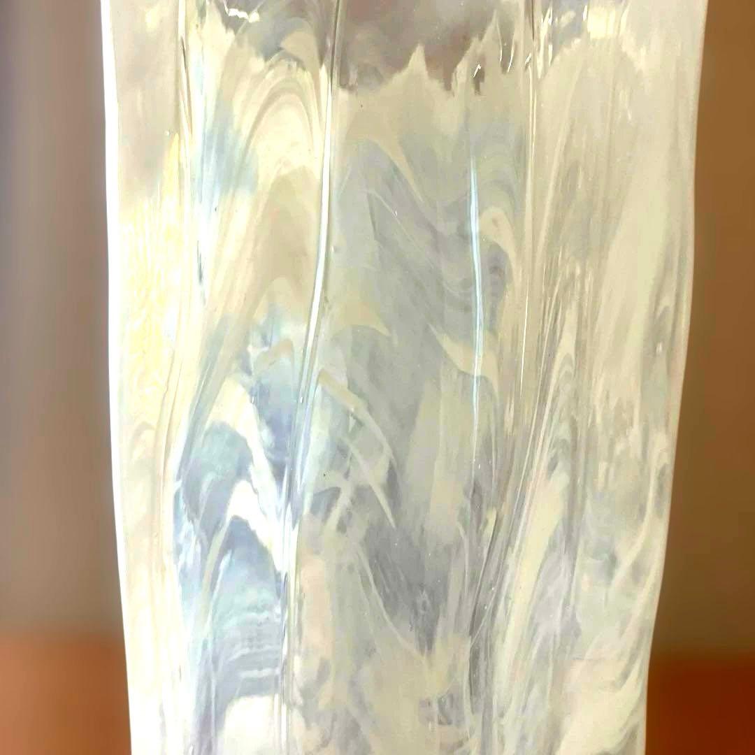 IWATA GLASS 昭和レトロ　花瓶　岩田ガラス　岩田硝子　台座付き　花型