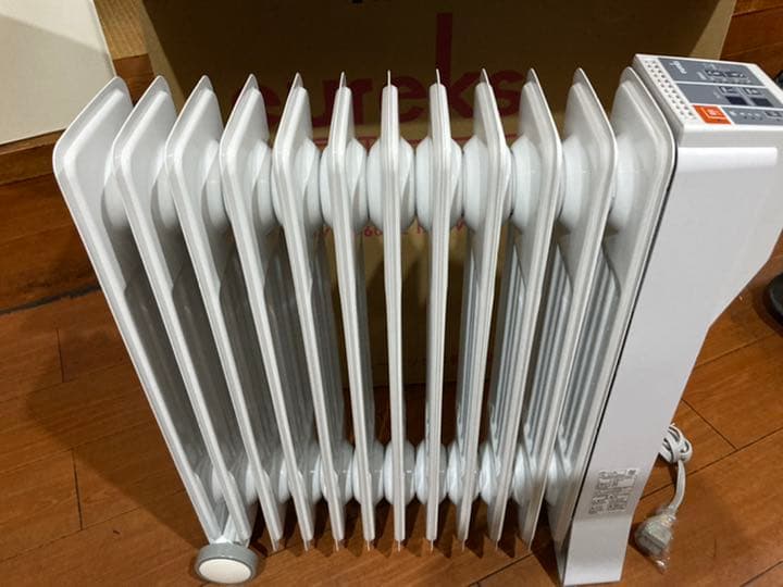 オイルラジエーターヒーターLF12ES(IW)　eureks