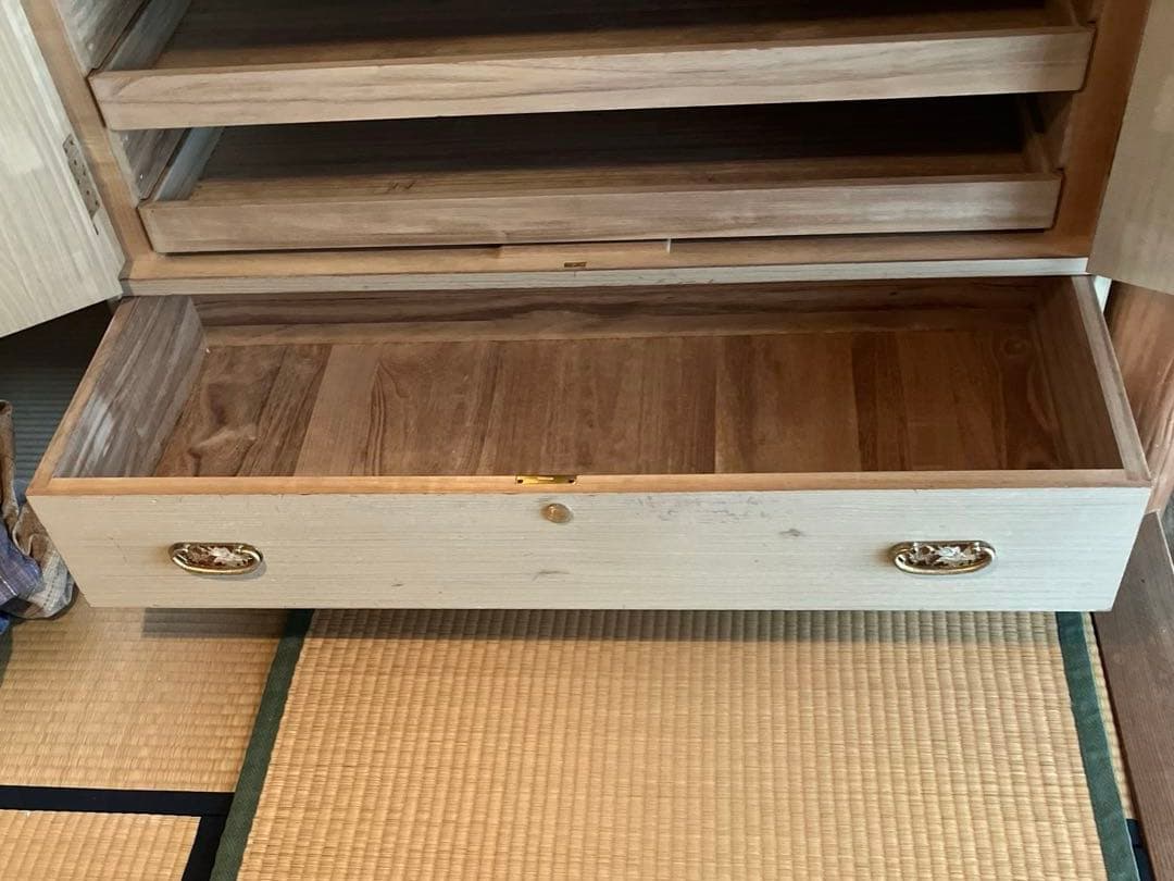 加茂総桐たんす　伝統工芸品　桐ダンス　和ダンス　着物用箪笥　鍵付き　送料込み