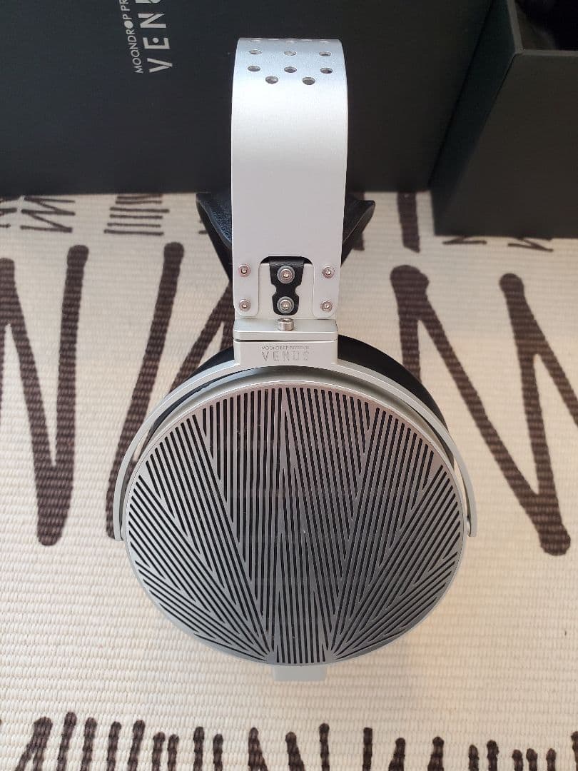 【値下げしました】【中古良品】MOONDROP VENUS 水月雨 啓明星