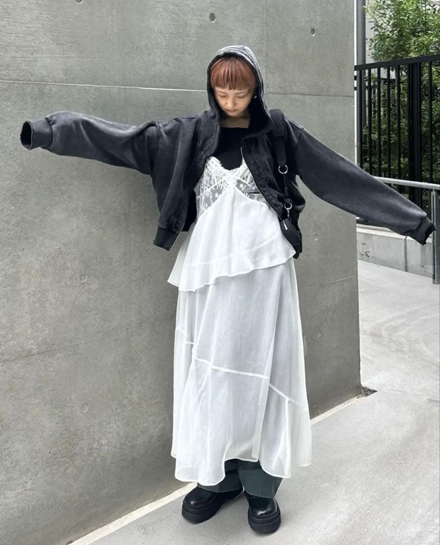 AMERI OYSTER SILHOUETTE HOODIEチャコールブラックF