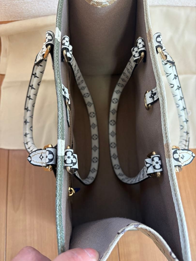 モノグラム ハンドバッグ