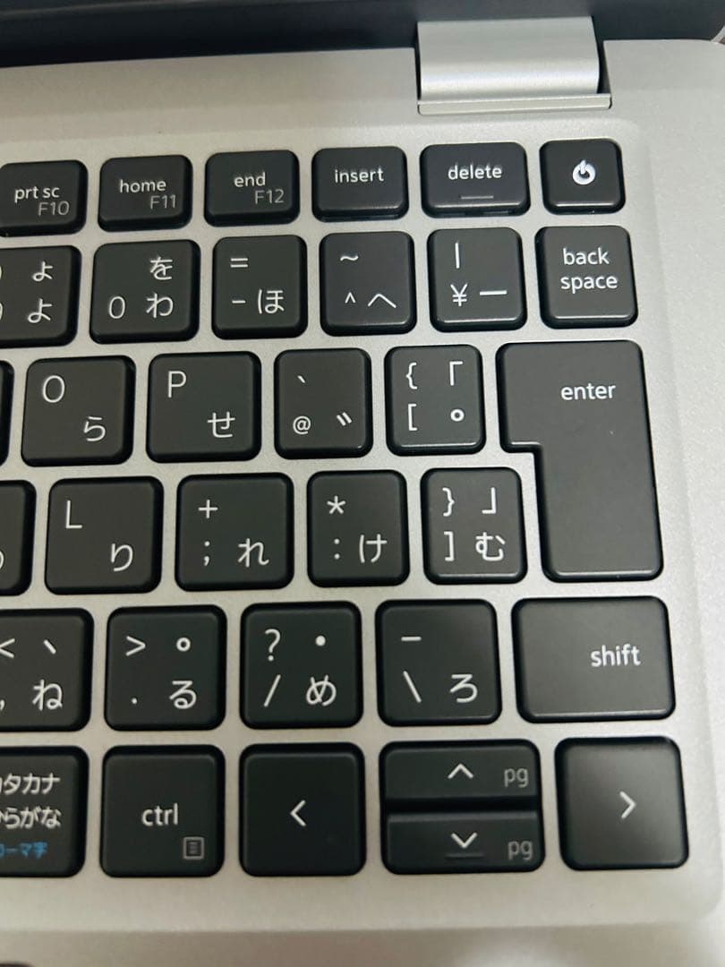 美品 Latitude 5330 12世代 16GB SSD256 オフィス