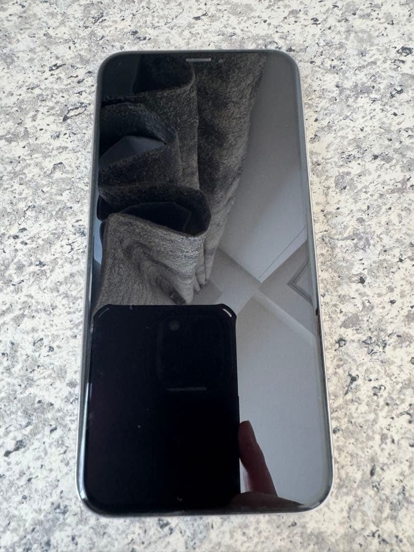 iPhone X 64GB シルバー 本体SIMフリー