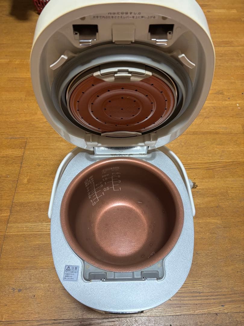 三洋電機の匠純銅おどり炊き炊飯器