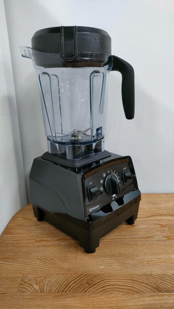 バイタミックス E520　ブラック　タンパースタンド付き　1622