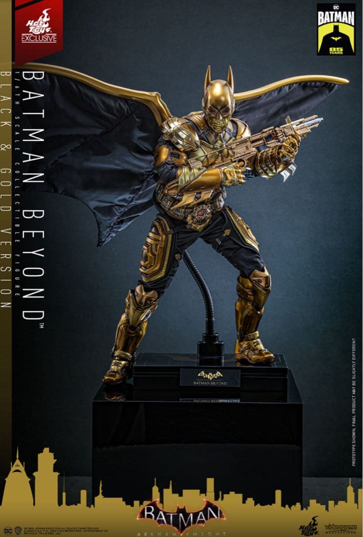 【美品】 バットマン　アーカム・ナイト　ザ・フューチャー　ブラック＆ゴールド版