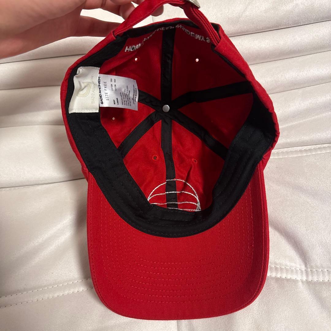 GADID ANONIEM キャップ　赤