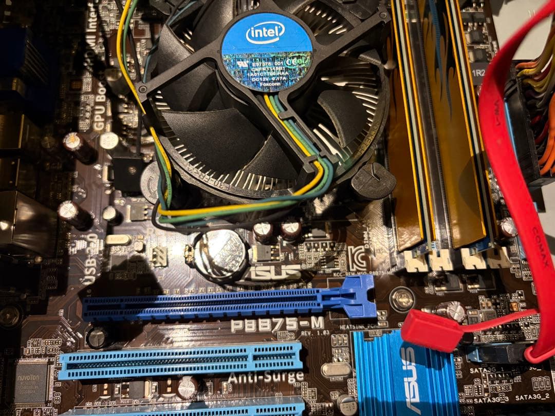 ASUS デスクトップPC Core i5 8GB SSD Windows11