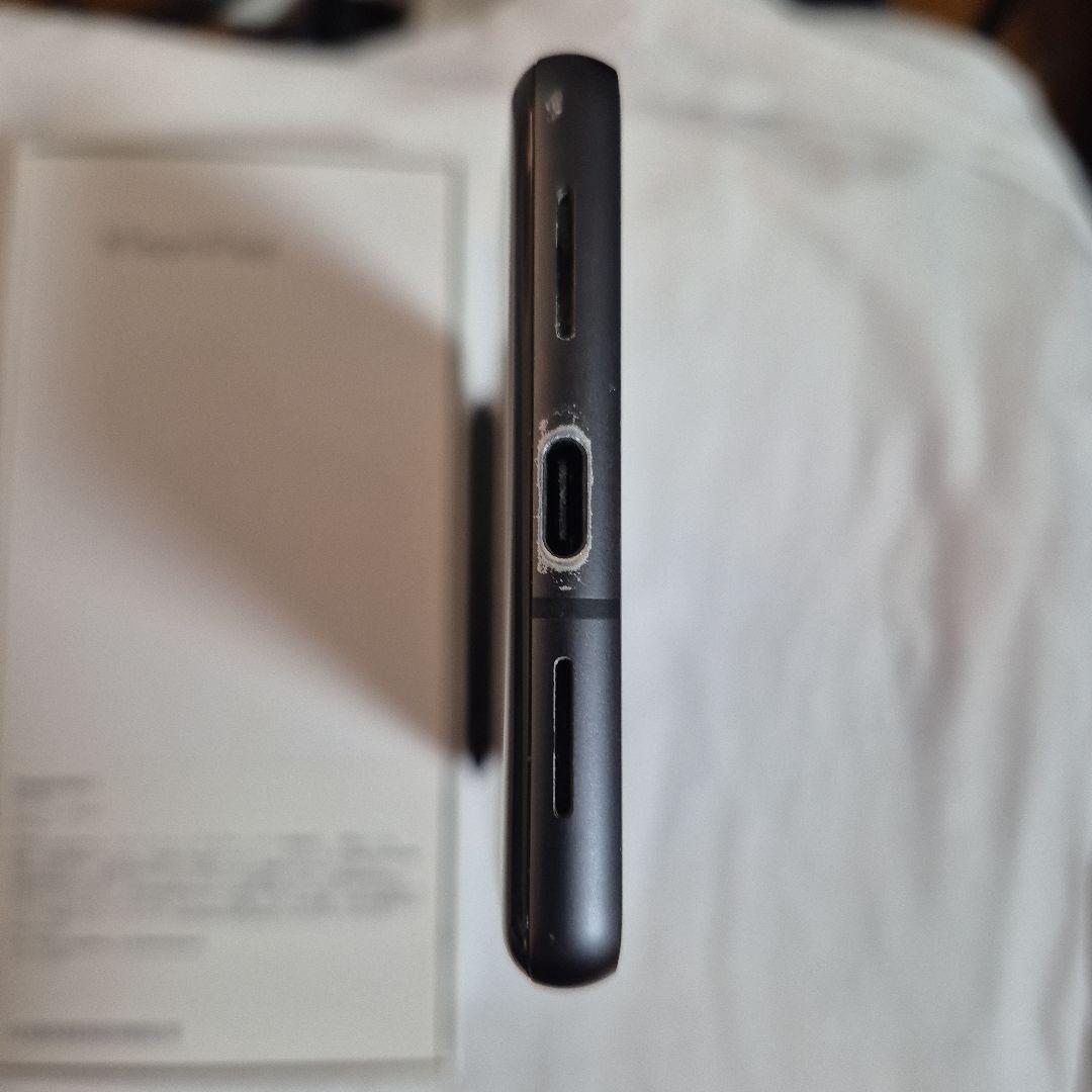 Google Pixel 7 黒 6.3インチ