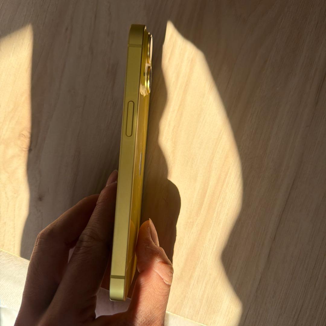 Apple iPhone 14本体 イエロー　128GB simフリー